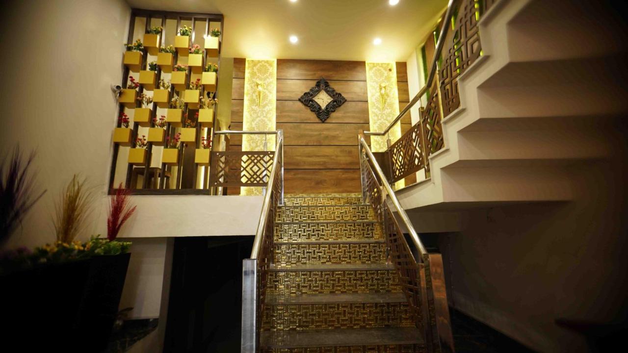 Hotel Soluxe Yamunānagar Dış mekan fotoğraf