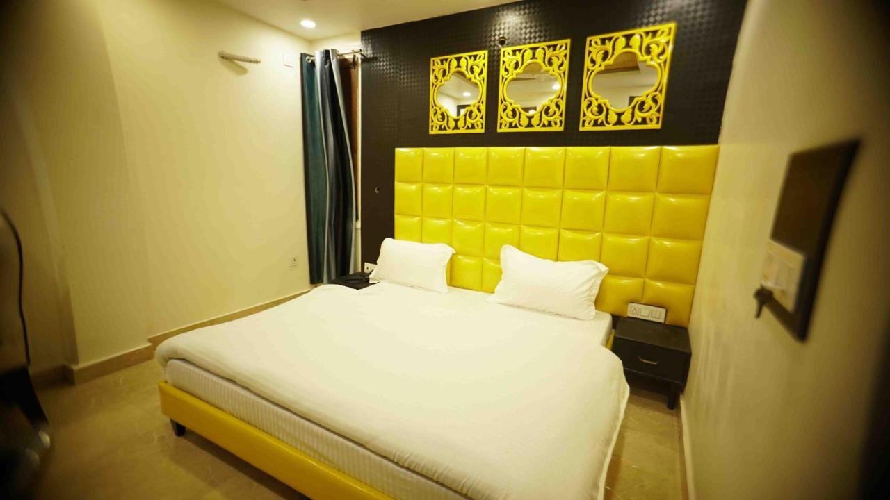 Hotel Soluxe Yamunānagar Dış mekan fotoğraf