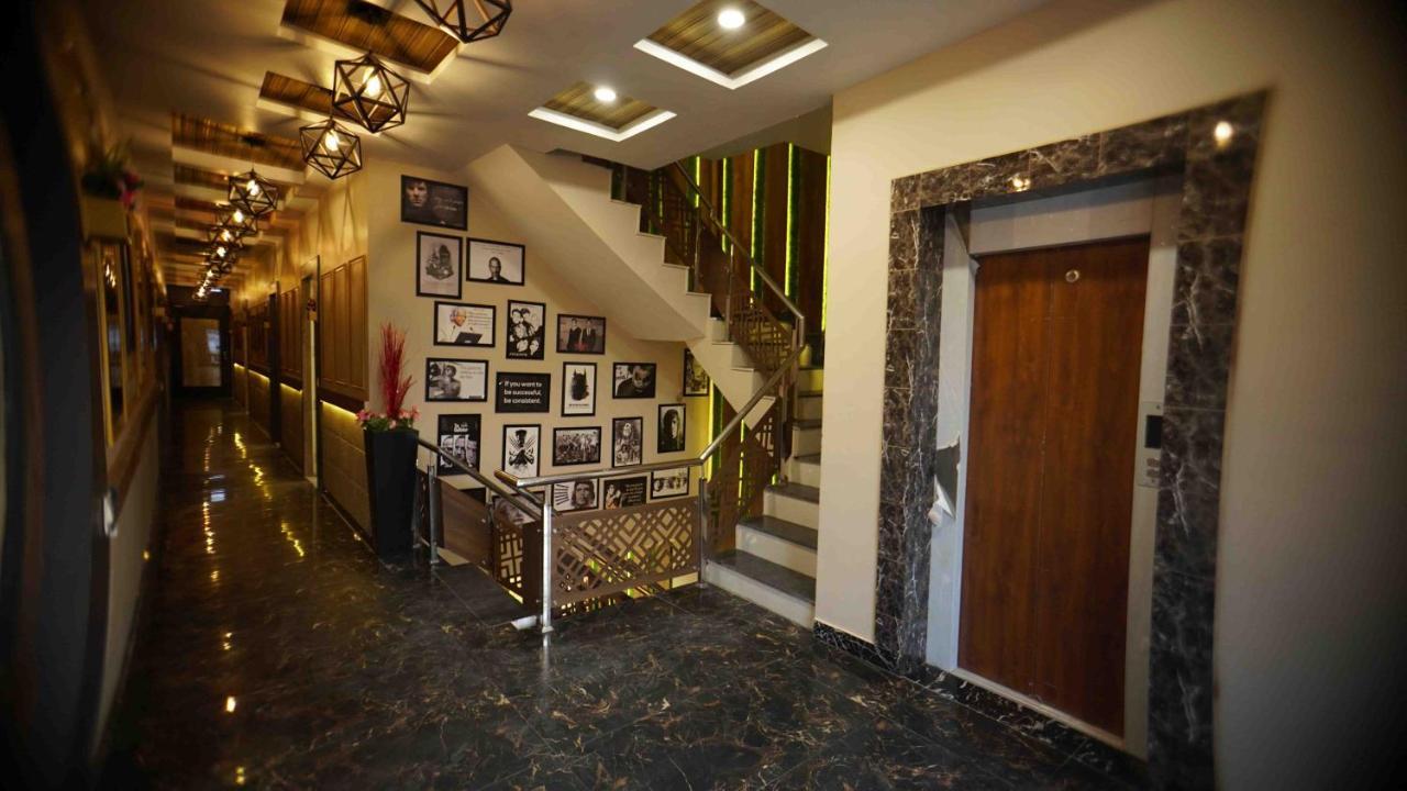 Hotel Soluxe Yamunānagar Dış mekan fotoğraf
