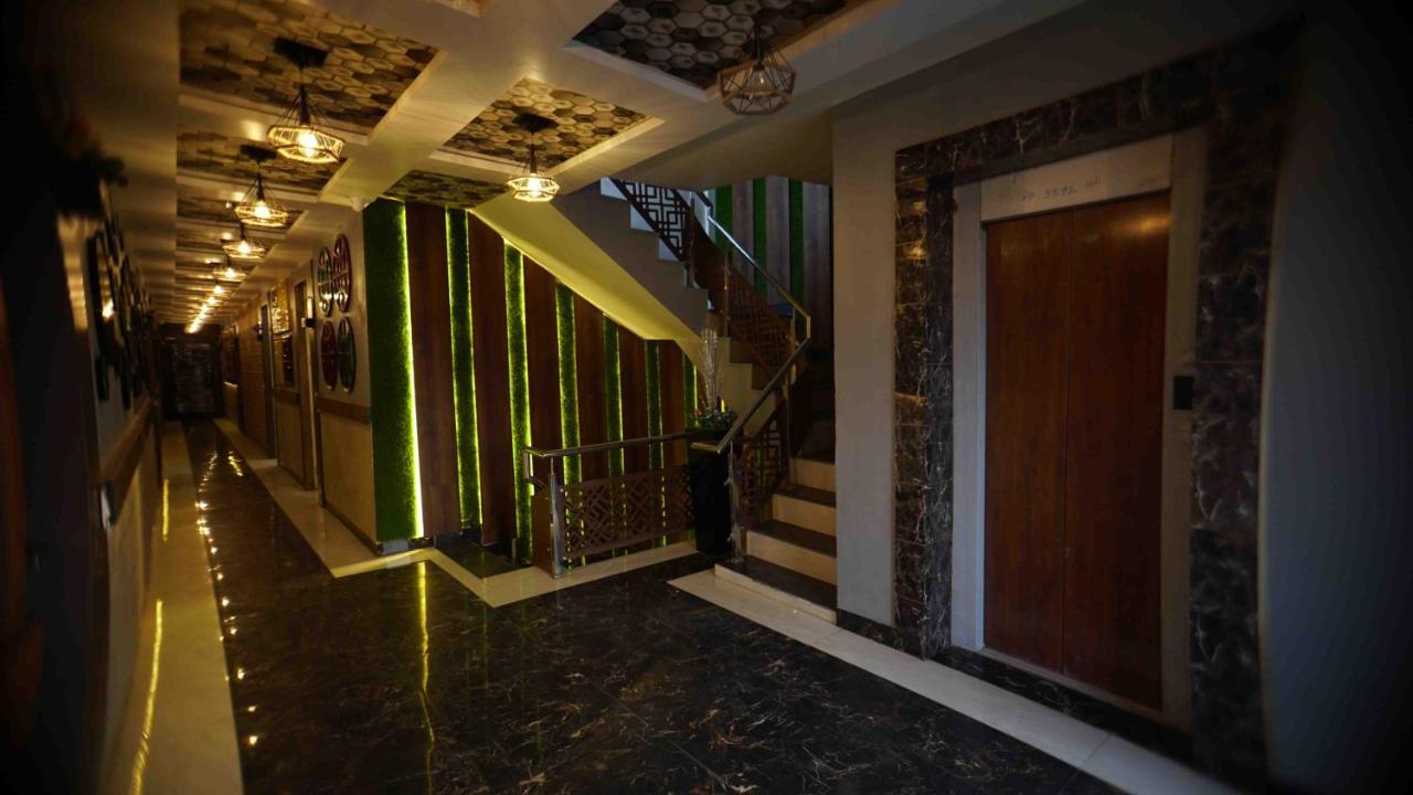 Hotel Soluxe Yamunānagar Dış mekan fotoğraf