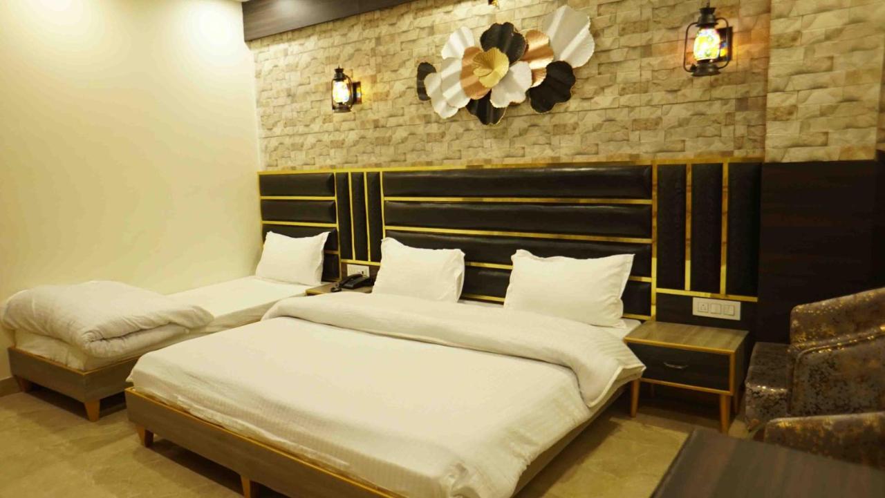 Hotel Soluxe Yamunānagar Dış mekan fotoğraf