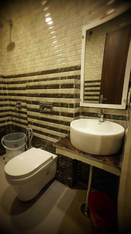 Hotel Soluxe Yamunānagar Dış mekan fotoğraf